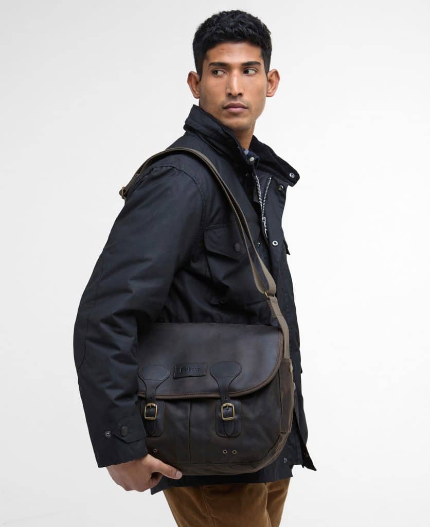 Sacoche en cuir et coton huilé Tarras Barbour